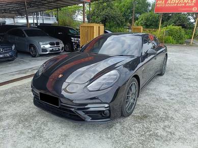 Porsche Panamera 4 in Kajang, SGR