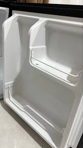HISENSE Mini bar Peti sejuk 60L
