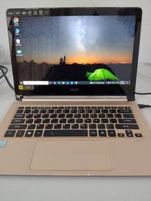 Acer Swift 7 Ultra-Thin Laptop (i5 7th Gen / 8GB R
