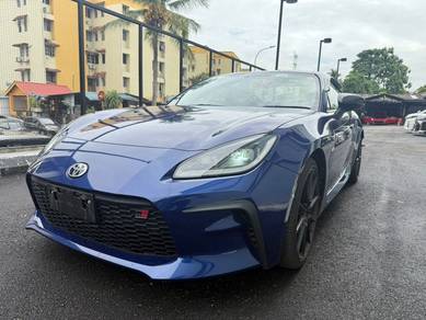 Toyota 86 GR MT in KLCC, KUL