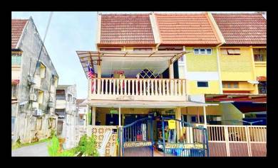 3-storey Terraced House For Sale in Ampang,SGR