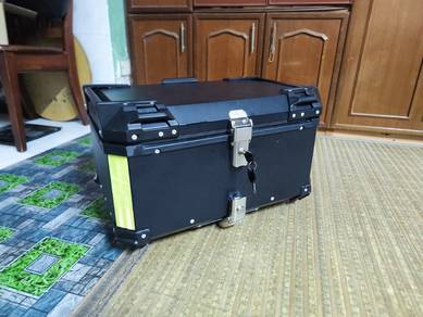 Motorcycle Top Box (65L)