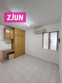 Apartment For Rent in Greenlane Heights Block A