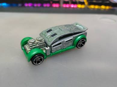 Hotwheels Silver/Green Fast Cash