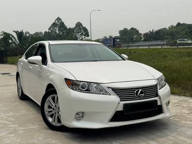 Lexus ES 250 LUXURY in Setia Tropika, JHR