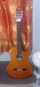 gitar akustik