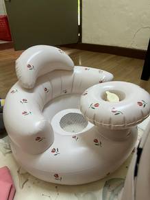 Baby chair/sofa learning to seat