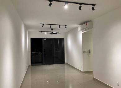 Condominium For Sale in Trinity Lemanja