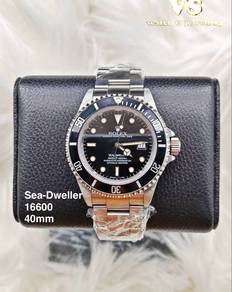 Rolex Sea-Dweller 16600 40mm T-25 patina dial