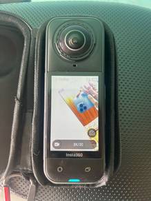 Insta360 X5