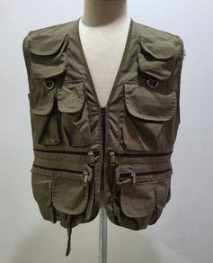 Survival Travel Vest Fishing Hunting Camping Mens