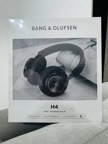 New Bang & Olufsen Beoplay H4 (2nd Generation)