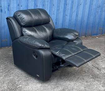 MOROSO Branded Leather Recliner Sofa