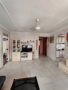 Apartment For Sale in Rifle Garden
