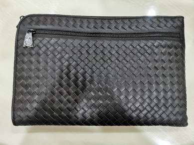 100% Genuine Authentic Bottega Veneta Clutch Bag