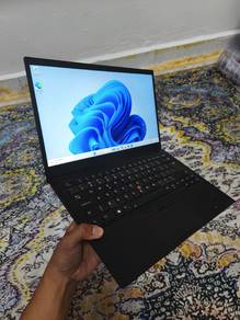 Lenovo X1 Carbon ( i7 8th gen)