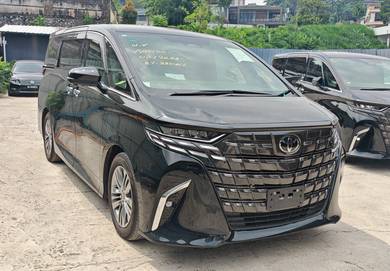 Toyota Alphard Z in Old Klang Road, KUL