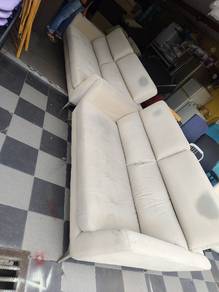 sofa utk dijual