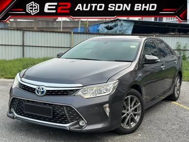 Toyota Camry HYBRID LUXURY in Batu Caves, SGR