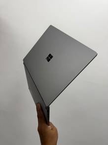 Microsoft surface laptop 3 intel core i7 touch!