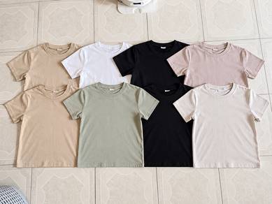 8 Helai T-Shirt Unisex Kain Tebal 90% Baru