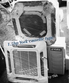 Ceiling cassette aircond (M2)