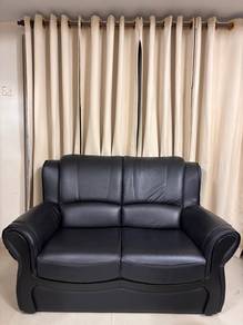 Sofa 2 Seater Leather Hitam