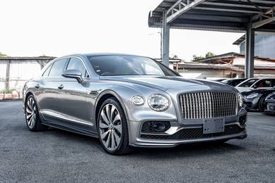 2021 Bentley Flying Spur V8