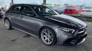 Mercedes Benz A250 250 AMG LINE in Puchong South, SGR