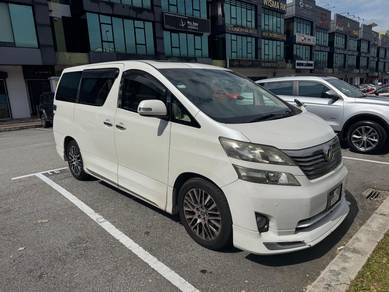 Toyota Vellfire V in Puchong South, SGR