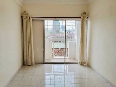 Flat For Sale in Taman Serdang Raya