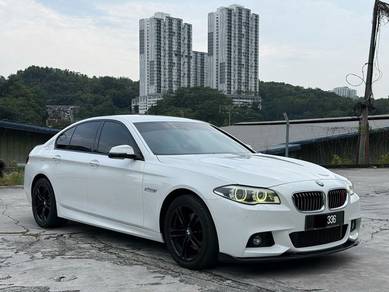 BMW 520i 20i M SPORT in Cheras, SGR