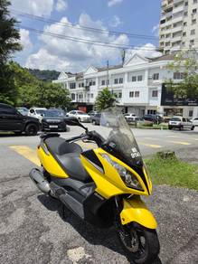 Kymco Downtown 200i