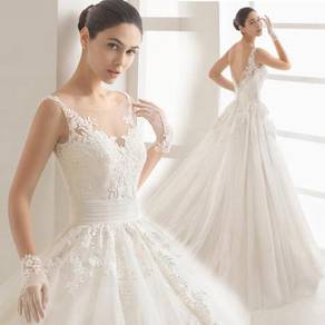 White fishtail wedding bridal dress gown RB1959