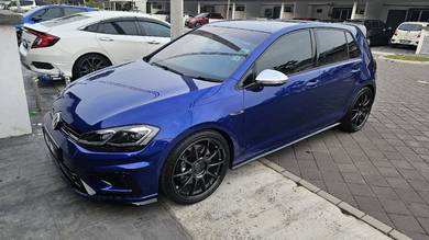 Volkswagen Golf R in Putrajaya, PJY