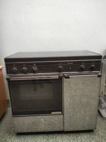 Bompani gas cooker and electric oven