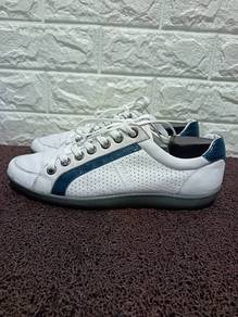 uk6 Prada Sneakers