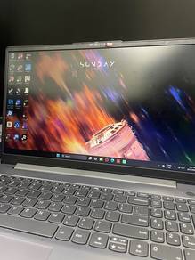 Laptop Lenovo Ideapad Slim3 15ABR8