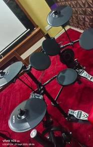 Nux dm digital drum kit with amplifier