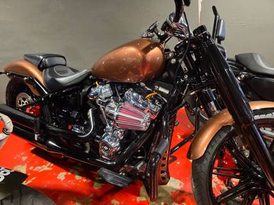 Harley-Davidson Breakout
