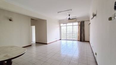 Condominium For Sale in Impian Heights