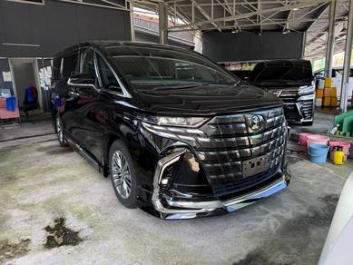 Toyota Alphard Z in Damansara, KUL