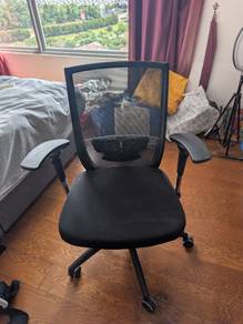 Ergonomic Mesh Office Chair