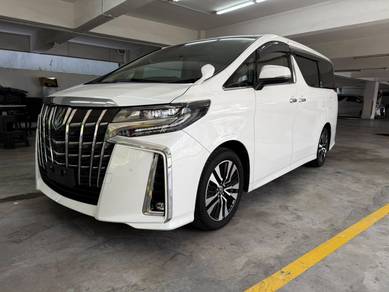 Toyota Alphard SC in Desa Petaling, KUL