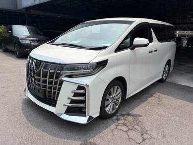 Toyota Alphard S in Damansara Kim, SGR