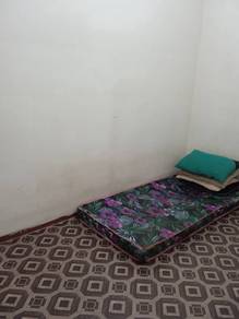 Room in Klang, SGR