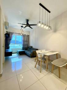Condominium For Rent in Tropicana Bay Residences @ PWC