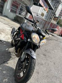 Triumph Street Triple