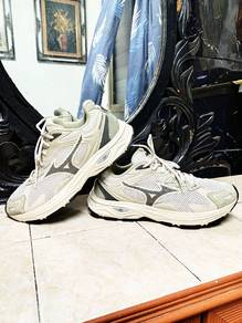 Mizuno racer 9.5uk 28.5cm
