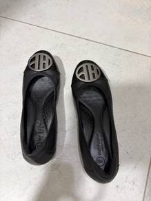 Hush Puppies Black Flats for Sale